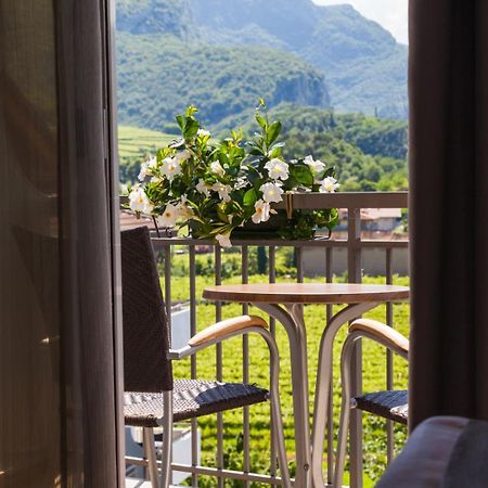 Hotel Continental - Tonelli Hotels Torbole Sul Garda Exteriér fotografie