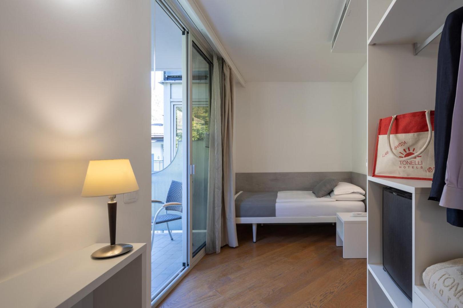 Hotel Continental - Tonelli Hotels Torbole Sul Garda Exteriér fotografie